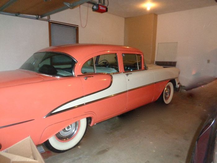 1955 OLDS 88 Rocket 34,437 miles V8, White walls Beautiful condition. Salman and White org color. 