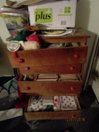 CHEST OF SEWING ITEMS INCLUDING PATTERNS