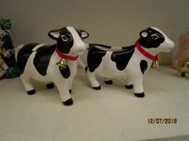 COWS SUGAR AND CREAMER