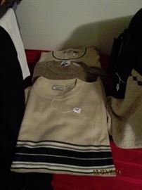 PULL OVR SWEATERS XL