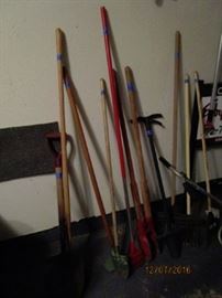 YARD TOOLS