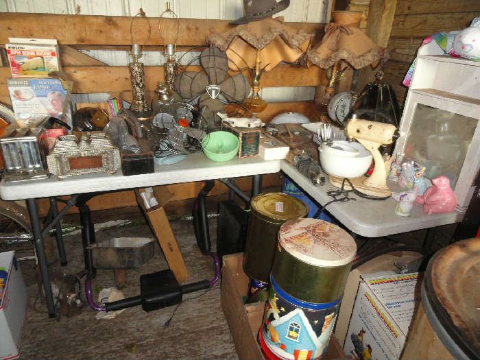 Estate/Tag Sale Inside Private Home in Kouts, IN starts on 11/17/2016