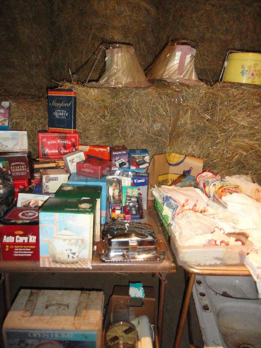 Estate/Tag Sale Inside Private Home in Kouts, IN starts on 11/17/2016