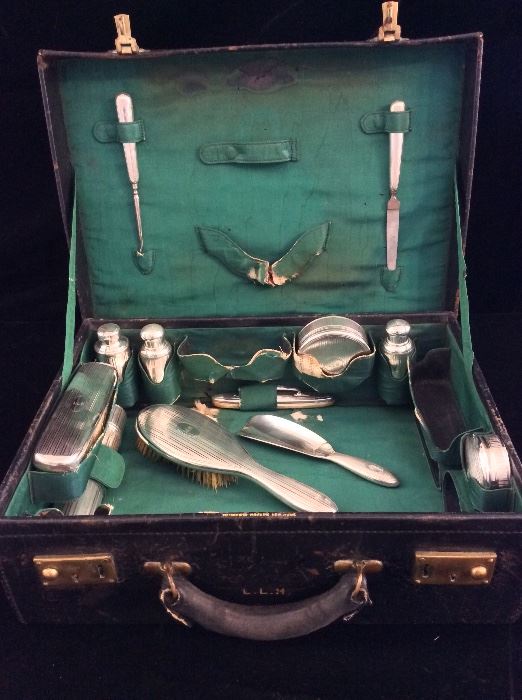Antique Tiffany Sterling Silver Vanity Set in Leather Travel Case. 