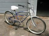 Huffy Men's Bicycle using Schwinn Design.