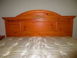Broyhill -Fontana headboard, King