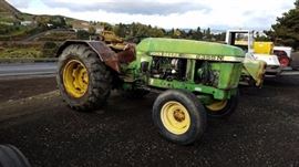 JD 2355N tractor