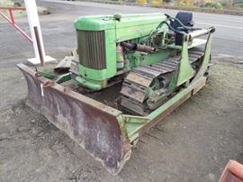John Deere crawler