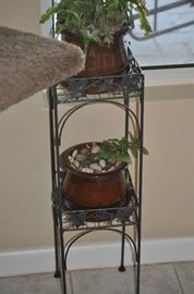 Plant stands - live plants