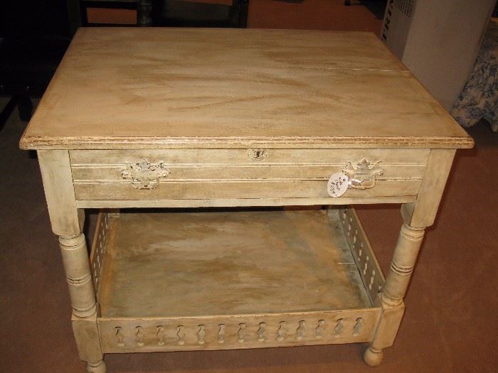 Wonderful side table - measures about 25" x 24" X 30" high
