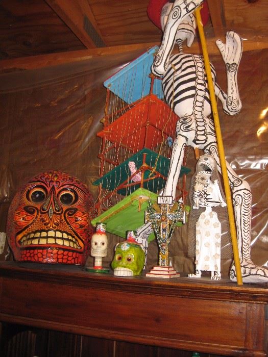 Dias de los Muertos (Day of the Dead) Mexican pottery, sculpture, collectibles.