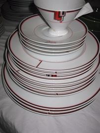 Mikasa Deco Expressions set for 4 (a few pieces missing)