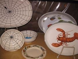 Villeroy and Boch "Pacifica" 2 pieces, Majilly Designs 2 pieces, Eddie Bauer Halloween and Bridgewater Dinosaurs 2 pieces