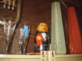 Russian Matryoshka Nesting dolls "Russian leaders", Tsarist glassware 3 pieces, Frank Lloyd Wright inspired vases 2