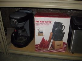 Michael Graves coffee maker, Marshall Fields cutlery set NEW, Kenmore bread maker