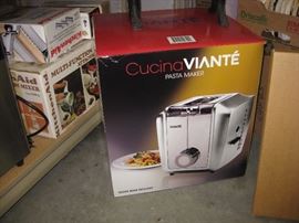 Cucina Viante pasta maker