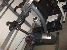 Shcwinn exercise bike, exercise mats