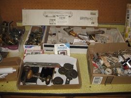 Door knob sets, lighting/light bulb equipment, sink set