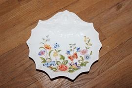 Ansley Cottage Garden plate.
