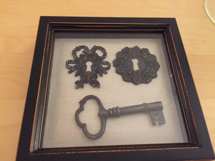Framed Key & Lock