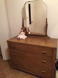 3 pc Vintage Bedroom Set:  Mirrored Dresser