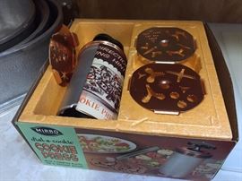 Mirro Cookie Press