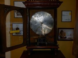 inside view of music box