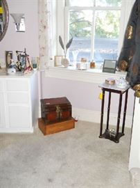 square top table, jewelry boxes, etc.