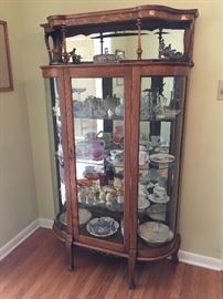 Beautiful domed glass and mirrored china cabinet