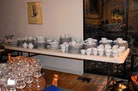  Mikasa dinnerware "Verseilles" pattern.