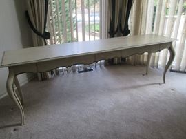 Library table with 2 drawers