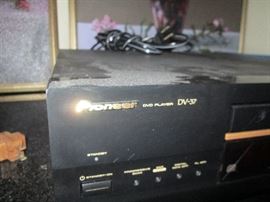 Pioneer DVD player