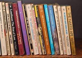 Books (Paperback & Hardcover)