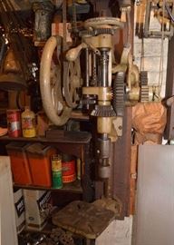 Old School Drill Press (Very Steampunk!)
