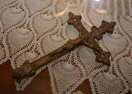 Vintage Metal Cross / Crucifix