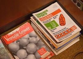 Vintage Periodicals (Vegetable Grower, Consumer Reports)