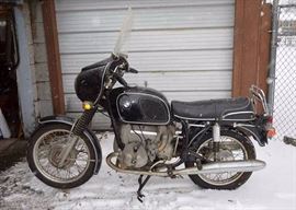 1970 BMW R60/5 Motorcycle!  Motorcycle will be sold to whomever makes the best offer.