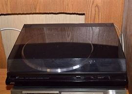 JVC Turntable