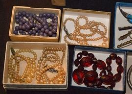 Women's Costume Jewelry