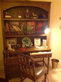 Hutch Top Desk and Chair
