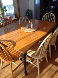 EAT IN KITCHEN TABLE WITH 6 CHAIRS.