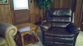 Recliner/matching end tables