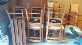 Dining room table and 6 chairs