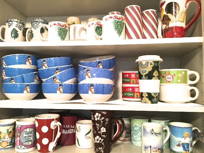 Christmas coffee mugs and bowls.