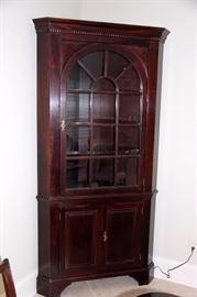 Stickley Corner Cabinet - LIKE NEW CONDITION!