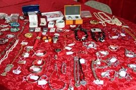Fine & Costume Jewelry