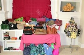 Huge Selection of Designer Purses & Wallets by Coach, Dooney Bourke, Tory Burch, Fossil, Kate Spade, Michael Kors, Vera Bradley, Brahmin, Marc Jacobs, George & Gina Lucy, Furla, Louen, Sissirossi, Betsy Johnson, Botkier, Beirn, Hadake