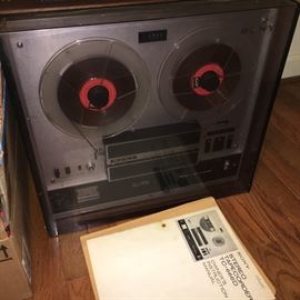 Sony reel to reel Tapecorder TC-666D and tapes.
