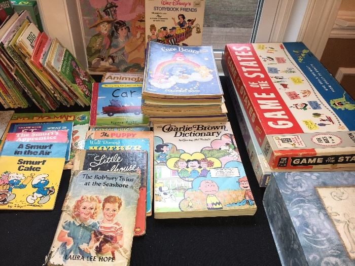 Vintage children's games, books and puzzles.