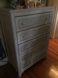 White wicker 5-drawer chest